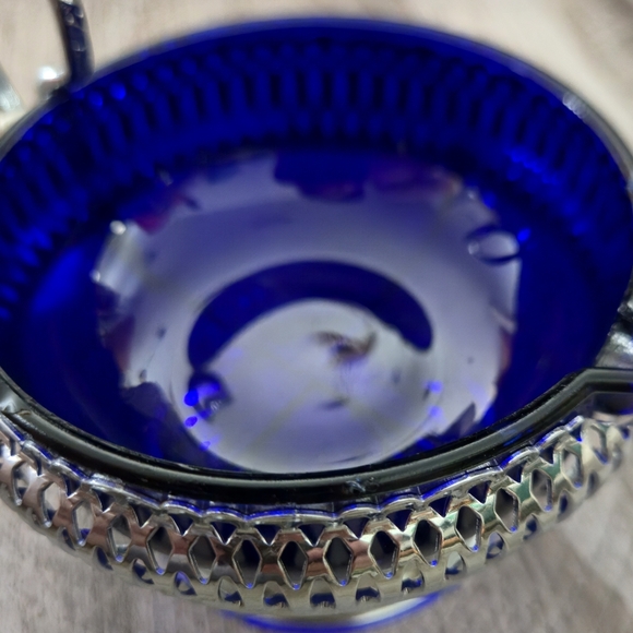 Moyell Classic Cobalt Blue Glass Chrome Creamer Sugar Bowl Filigree England NOS - Picture 9 of 11